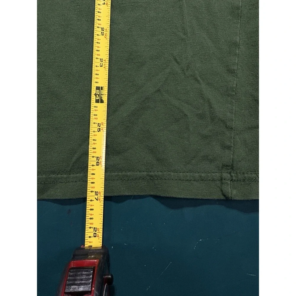 Bass Pro Shops T Shirt Men's Medium Green Fishing Graphic Humor I'd Hit That Tee